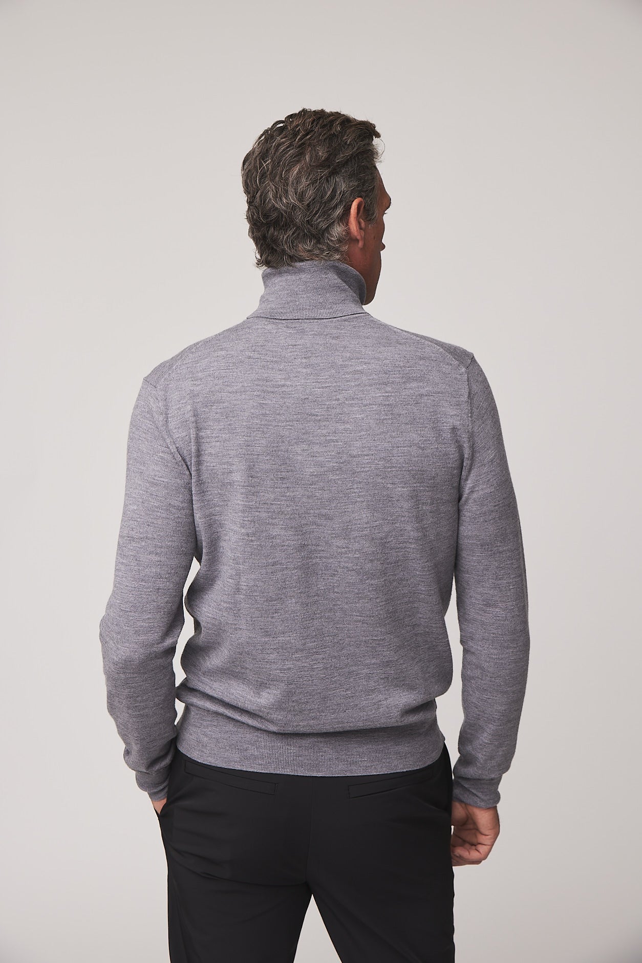 Stretch Merino Turtleneck