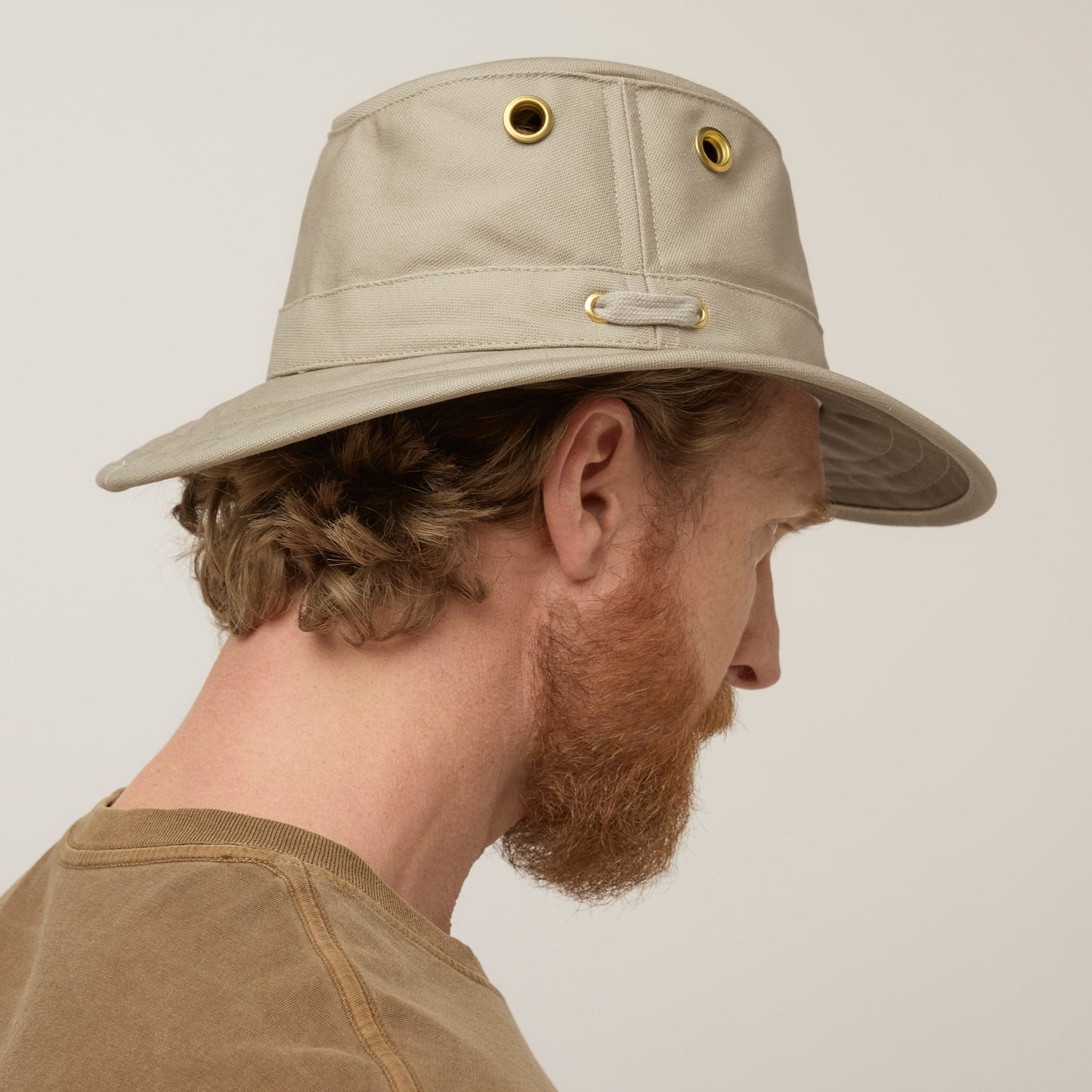 T5 Adventure Hat
