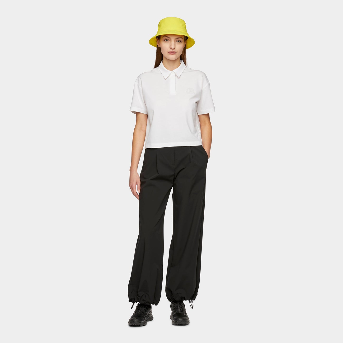 Wide Leg Tech Trouser